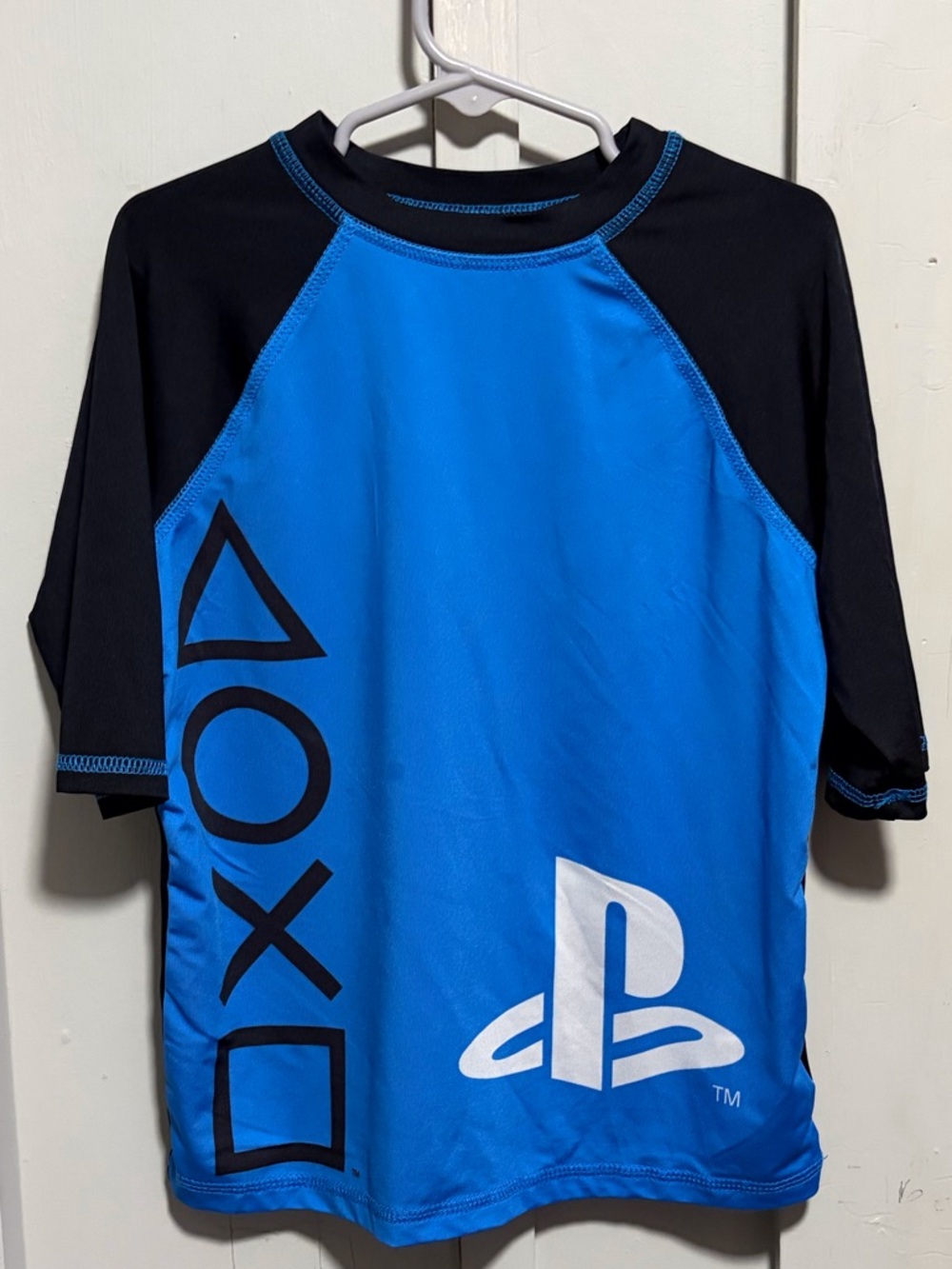 Kids PlayStation shirt size 8